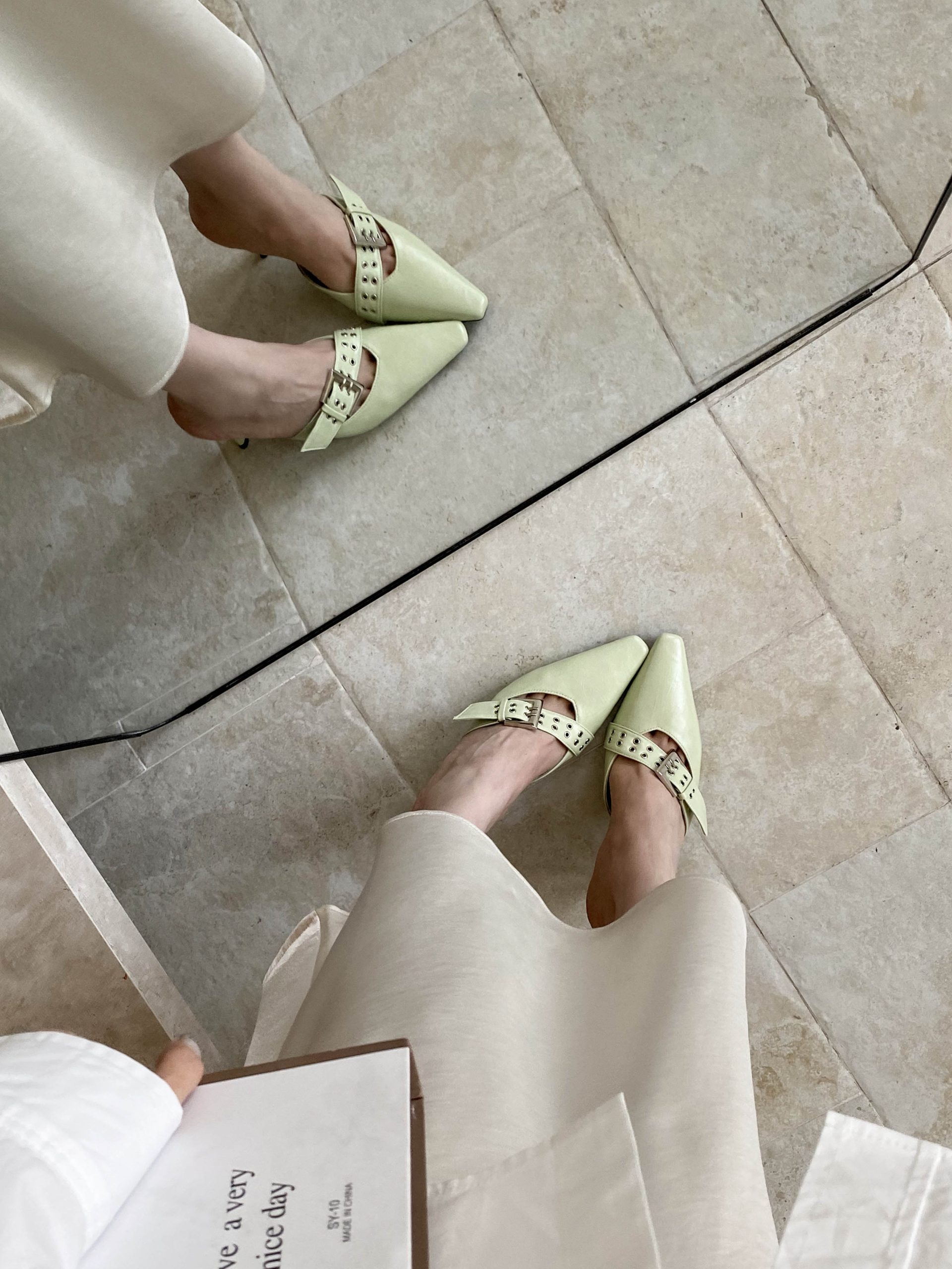 2026 Spring New Pointed Toe Thin Heel High Heels Elegant Slim French Fashion Sexy Beauty Female Net Red Covered Toe Slippers - Image 4