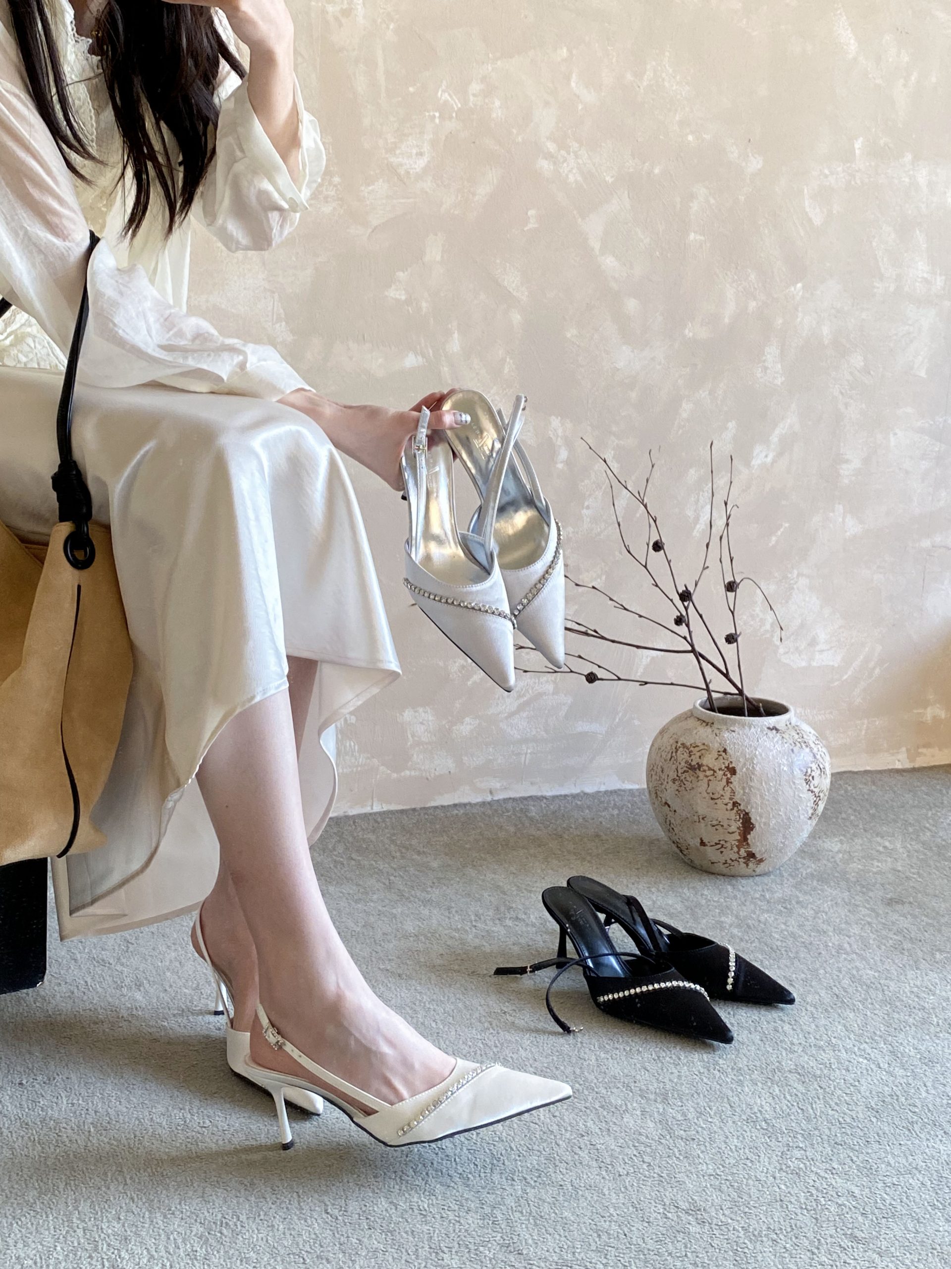 2026 Spring New Pointed Toe Thin Heel High Heels Elegant Slim French Fashion Sexy Beauty Closed Toe Sandals - Style 473794